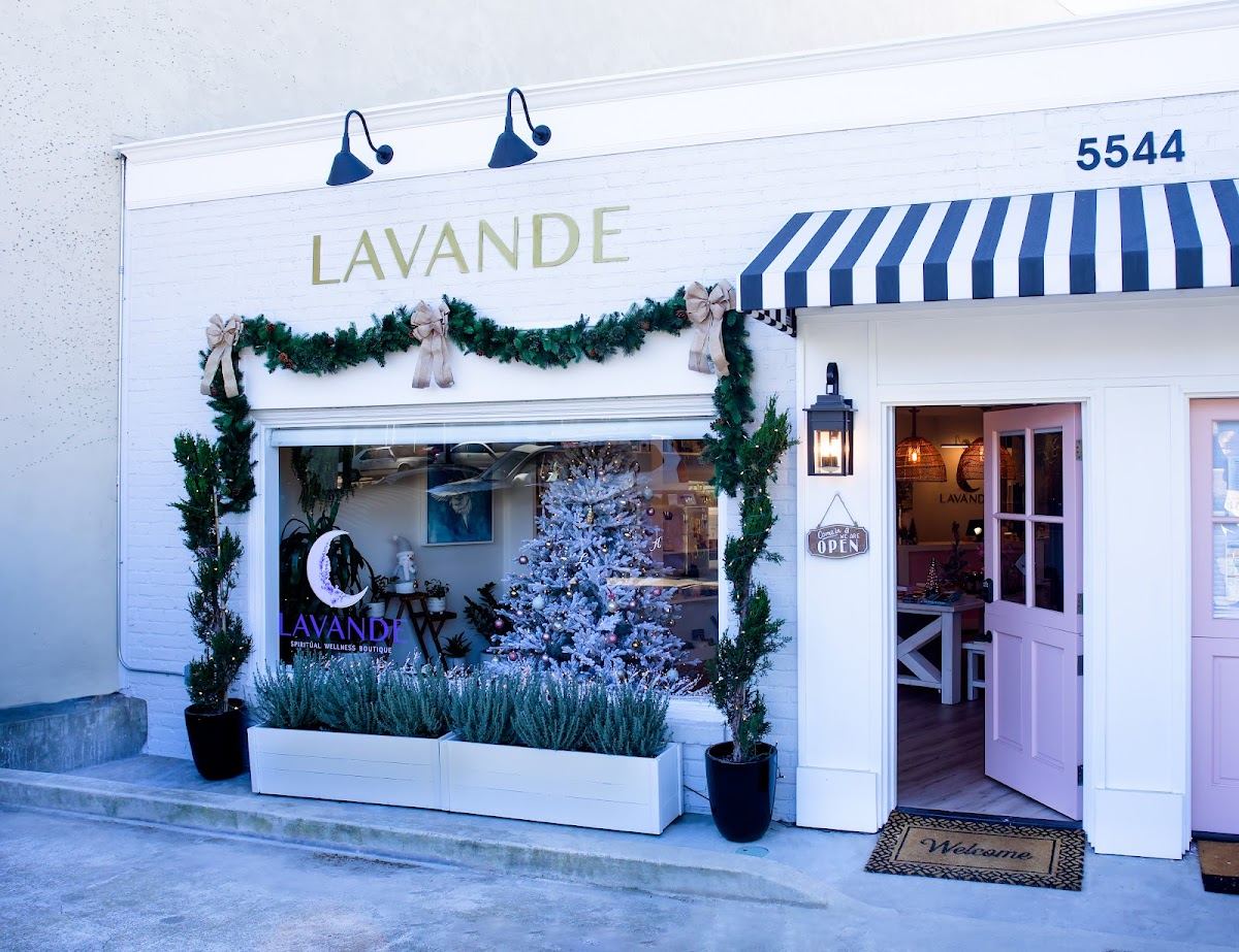 Lavande Vitality House