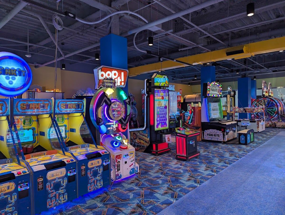 Round1 Bowling & Arcade - National City