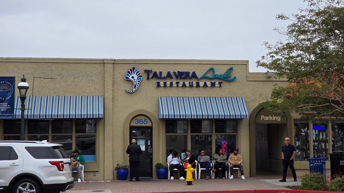 Talavera Azul/ Chilaquiles