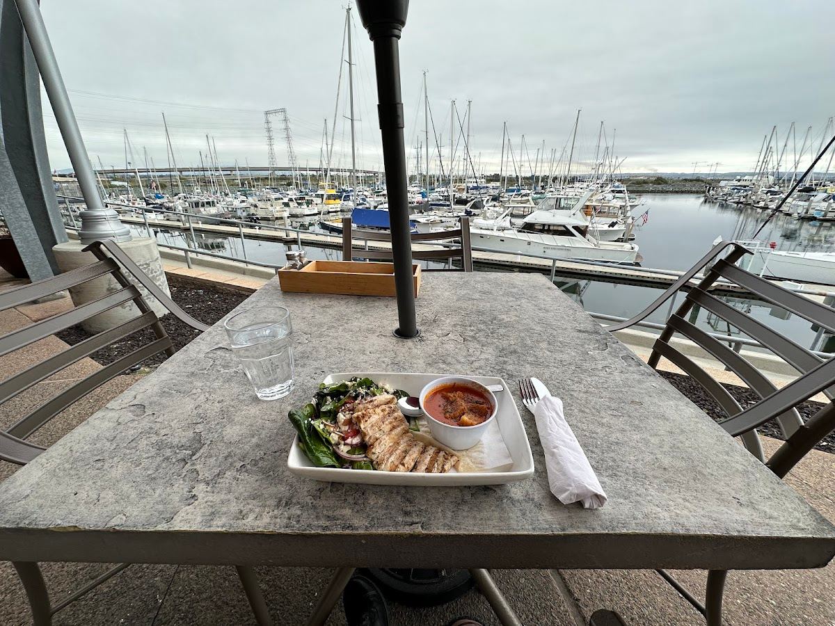 The Waterfront Grill @ Pier 32 Marina - San Diego