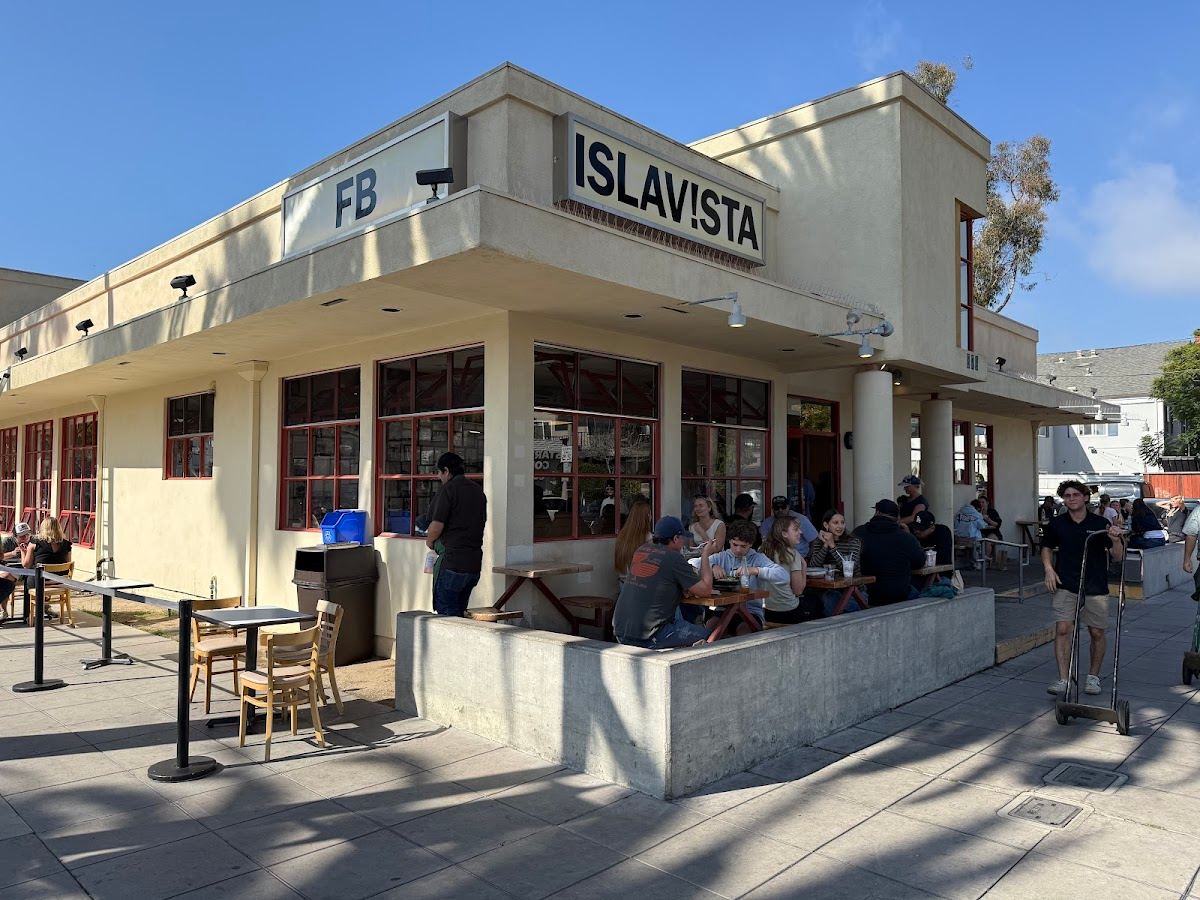 FB Isla Vista