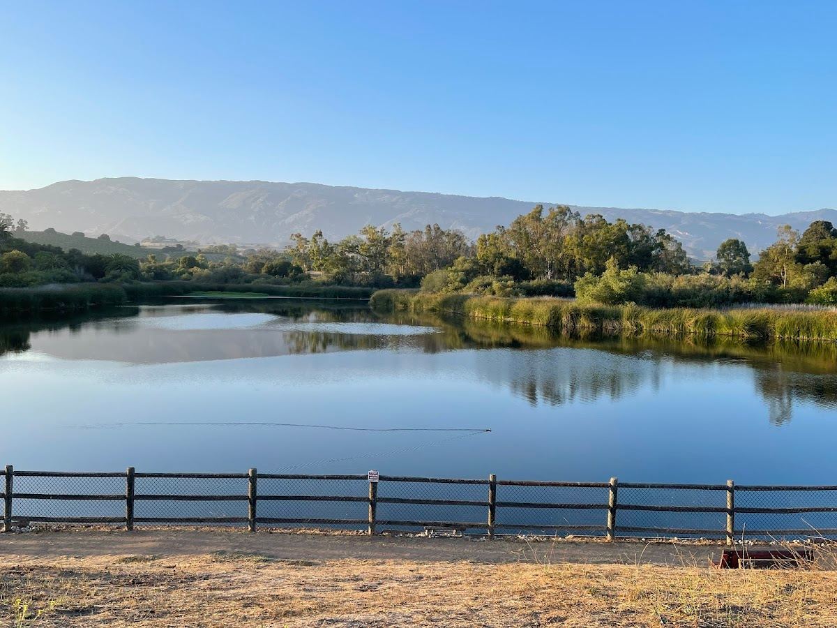 Lake Los Carneros Park