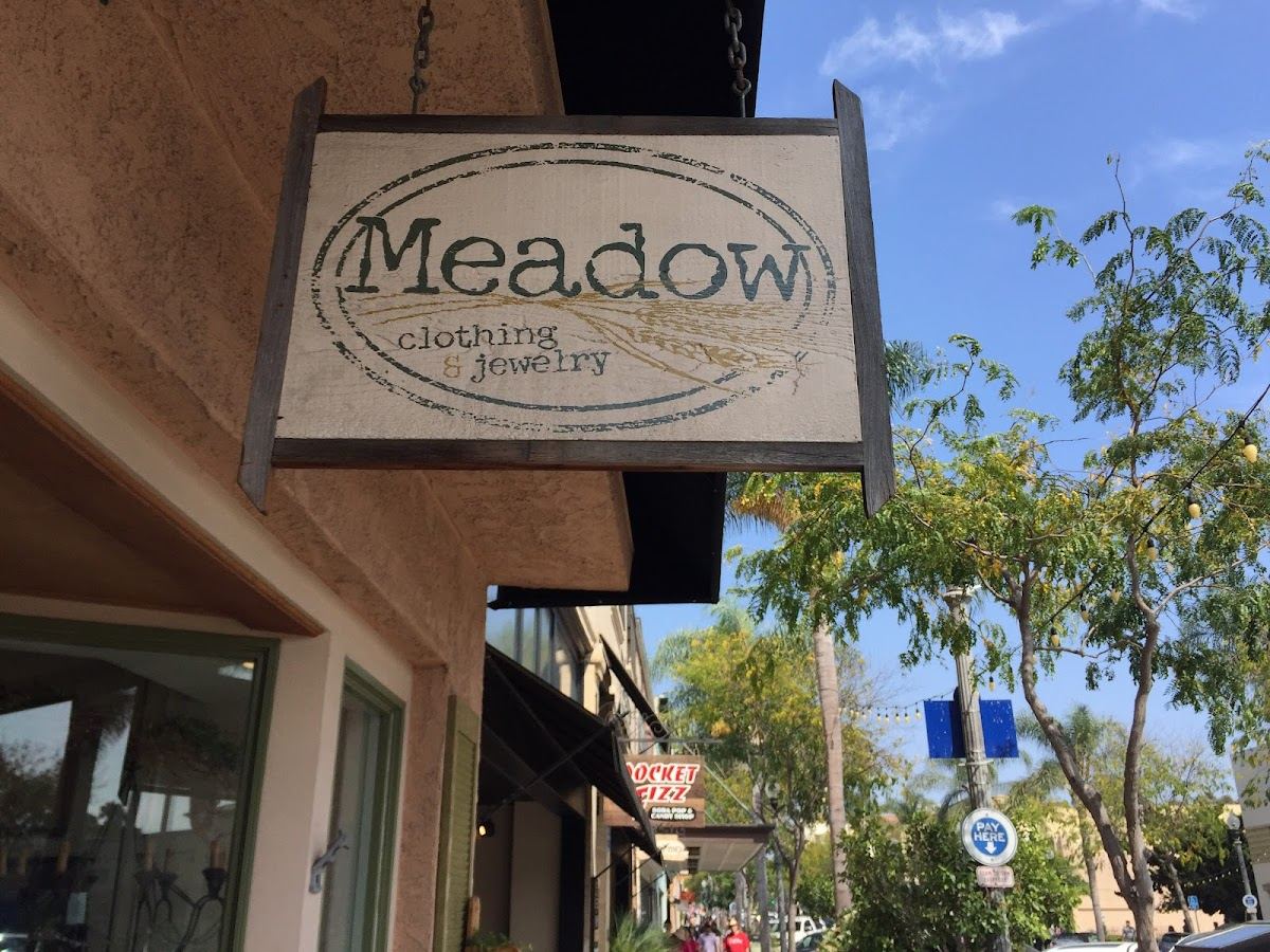 Meadow Clothing & Jewelry