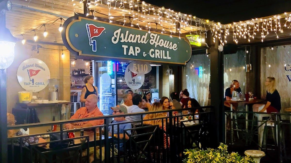Island House Tap and Grill