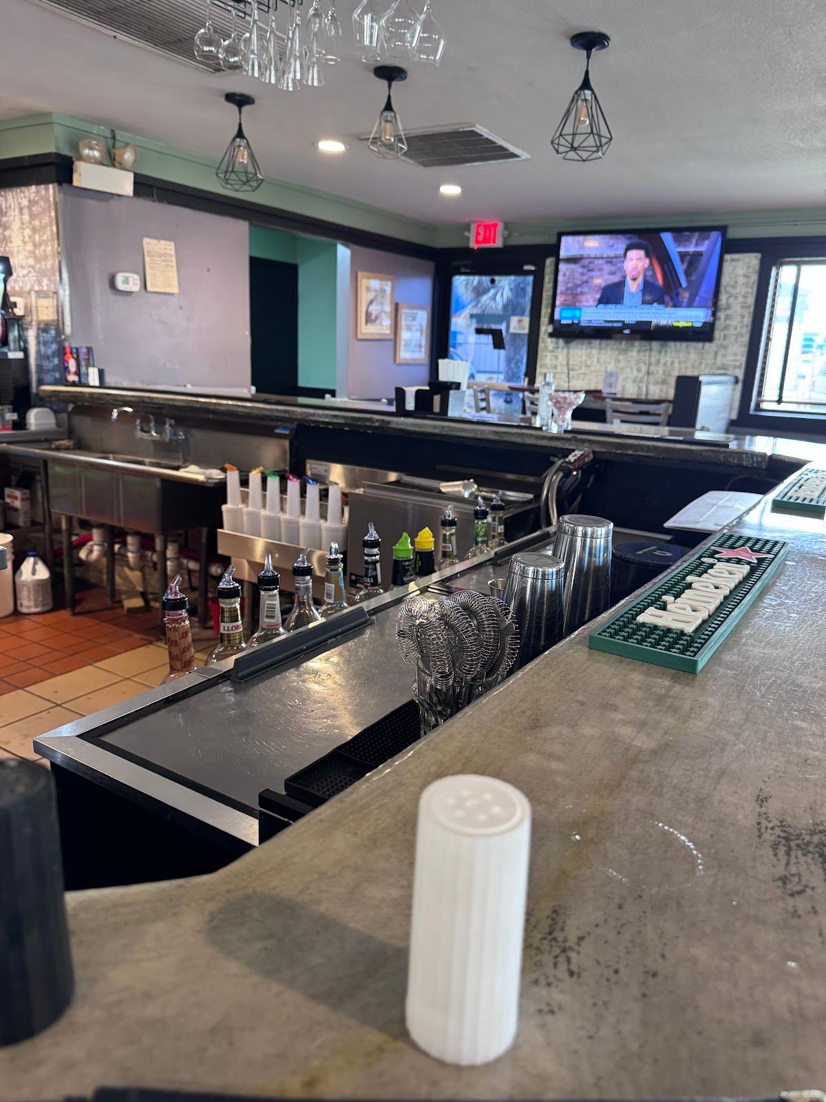 Flavors kitchen and cocktails