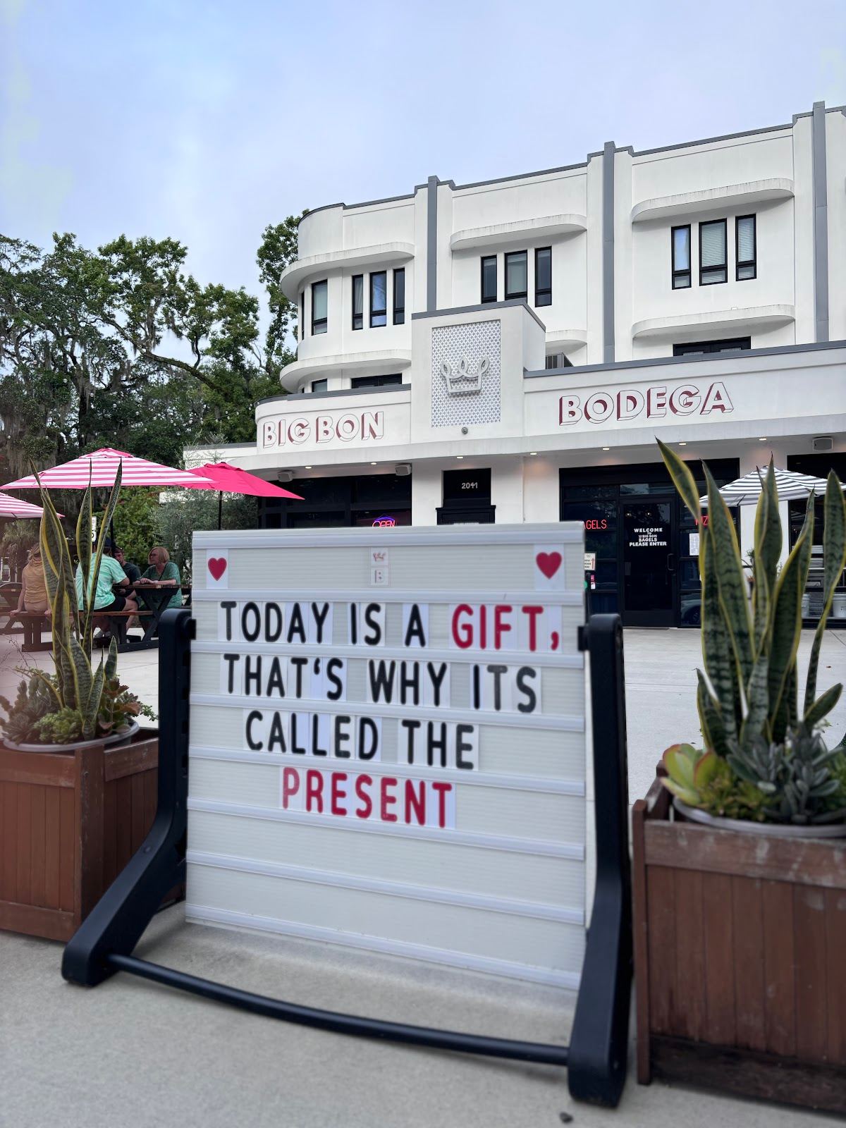SAVANNAH - Big Bon Bodega