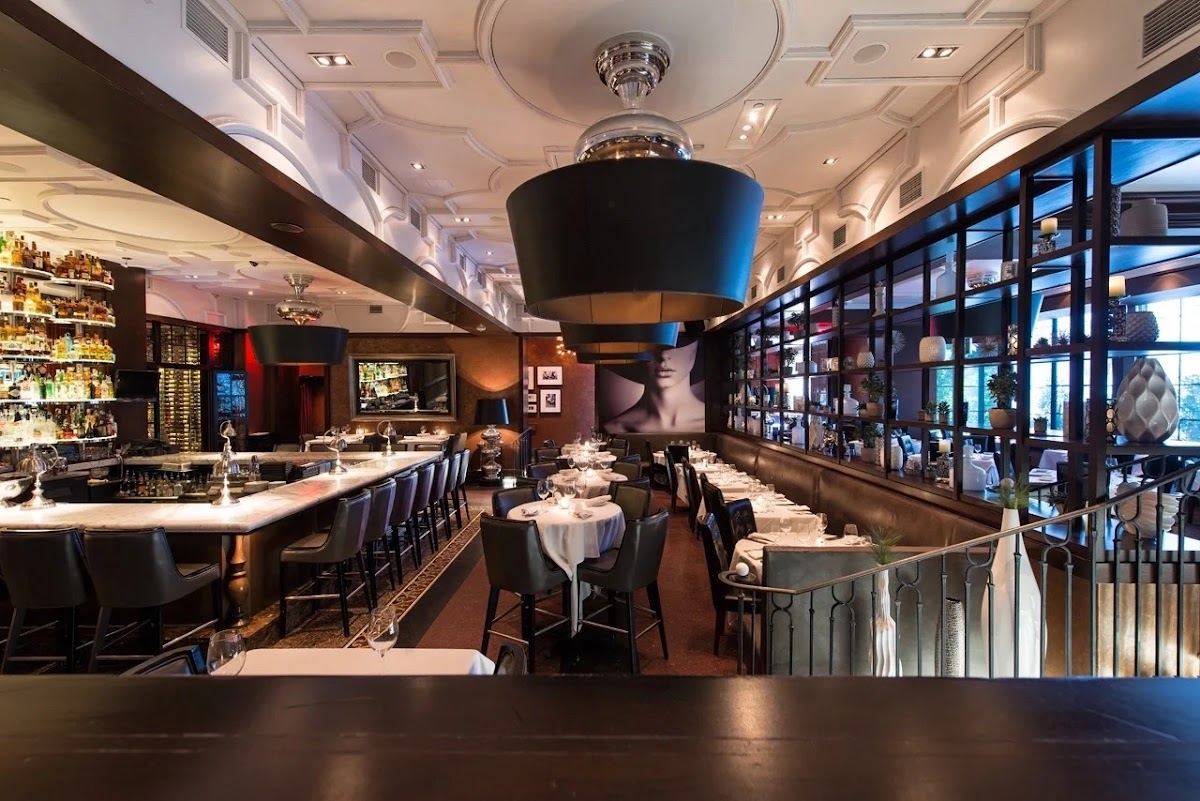 Dominick's Steakhouse