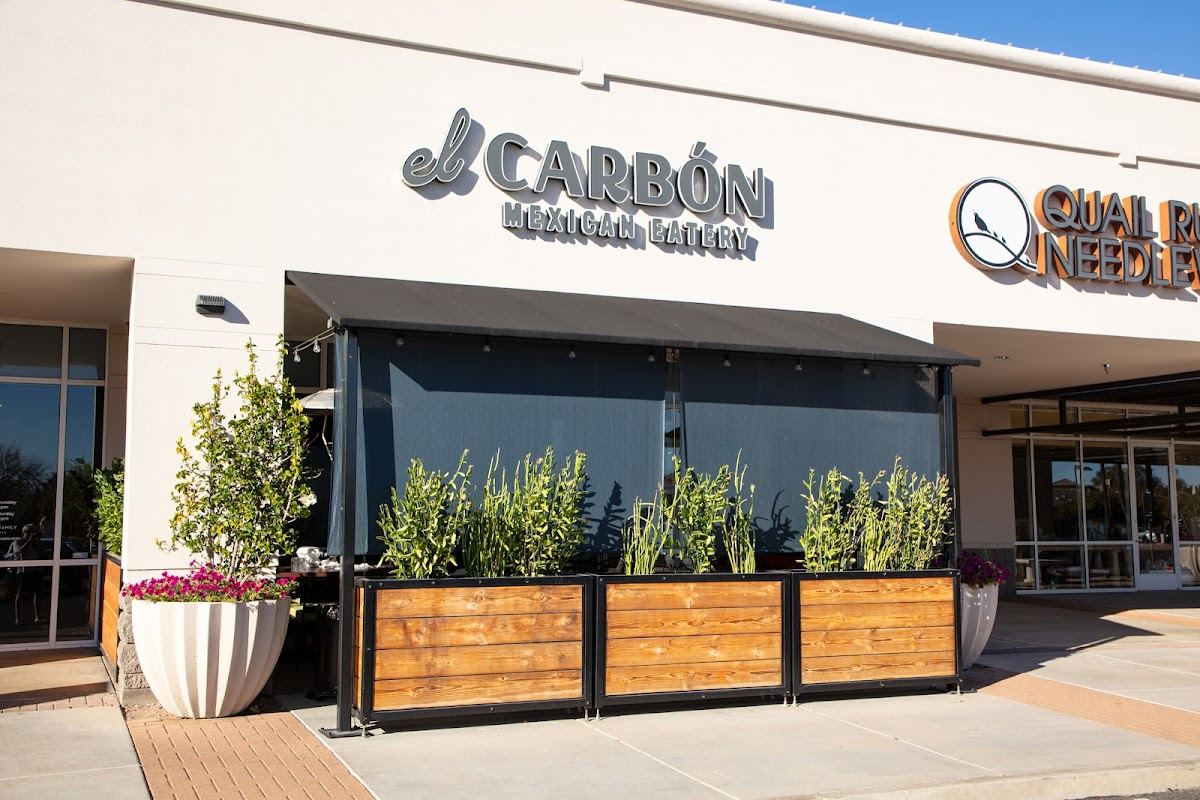 el CARBÓN Mexican Eatery