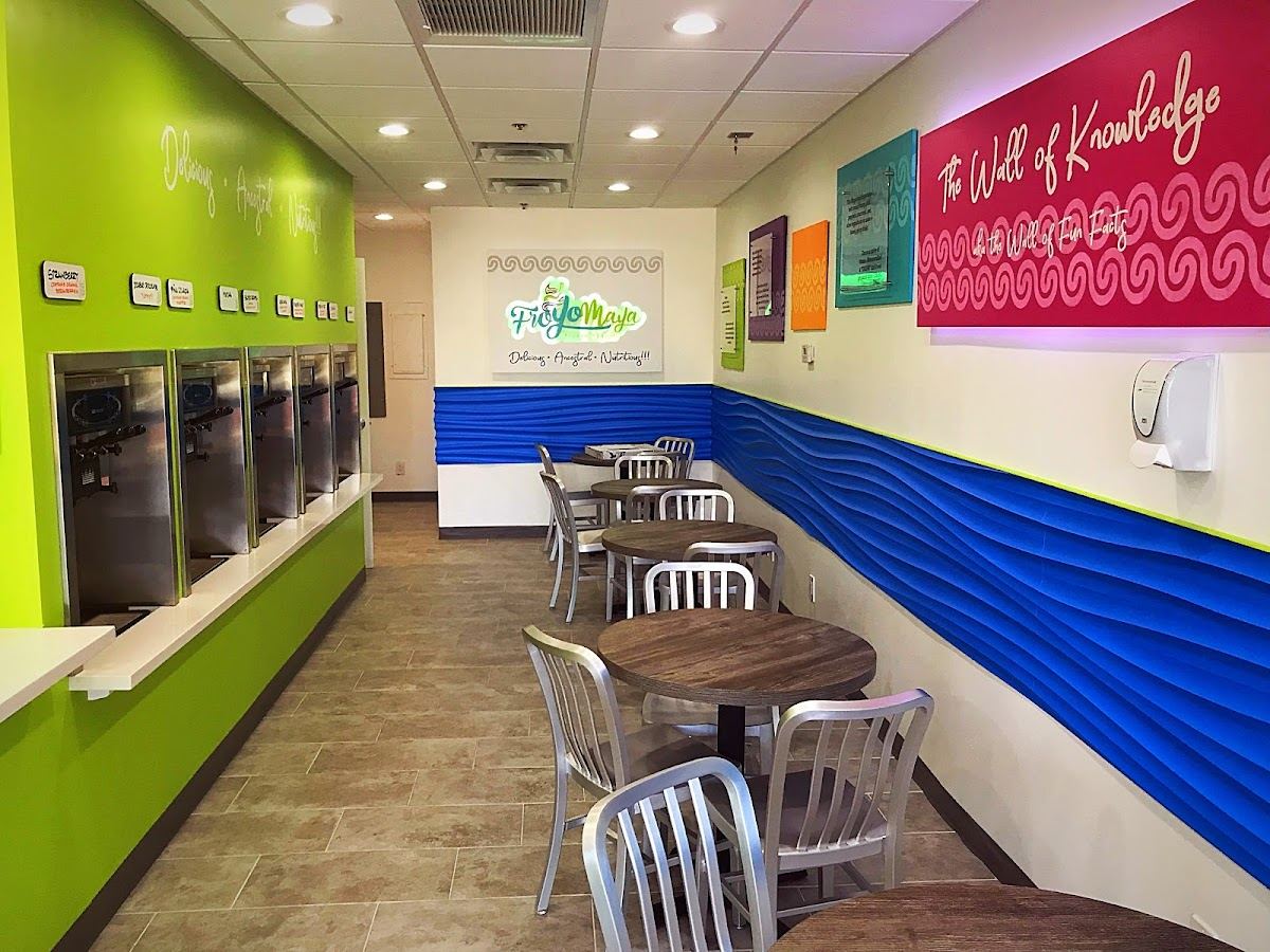 Froyo Maya Frozen Yogurt