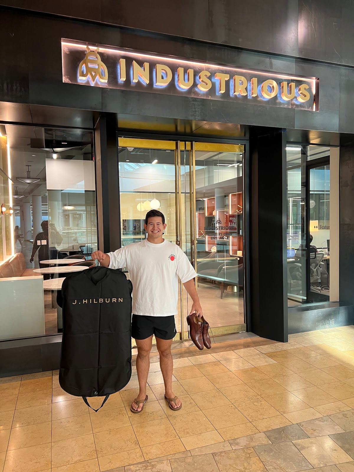 J.Hilburn Stylist Showroom - Scottsdale, AZ