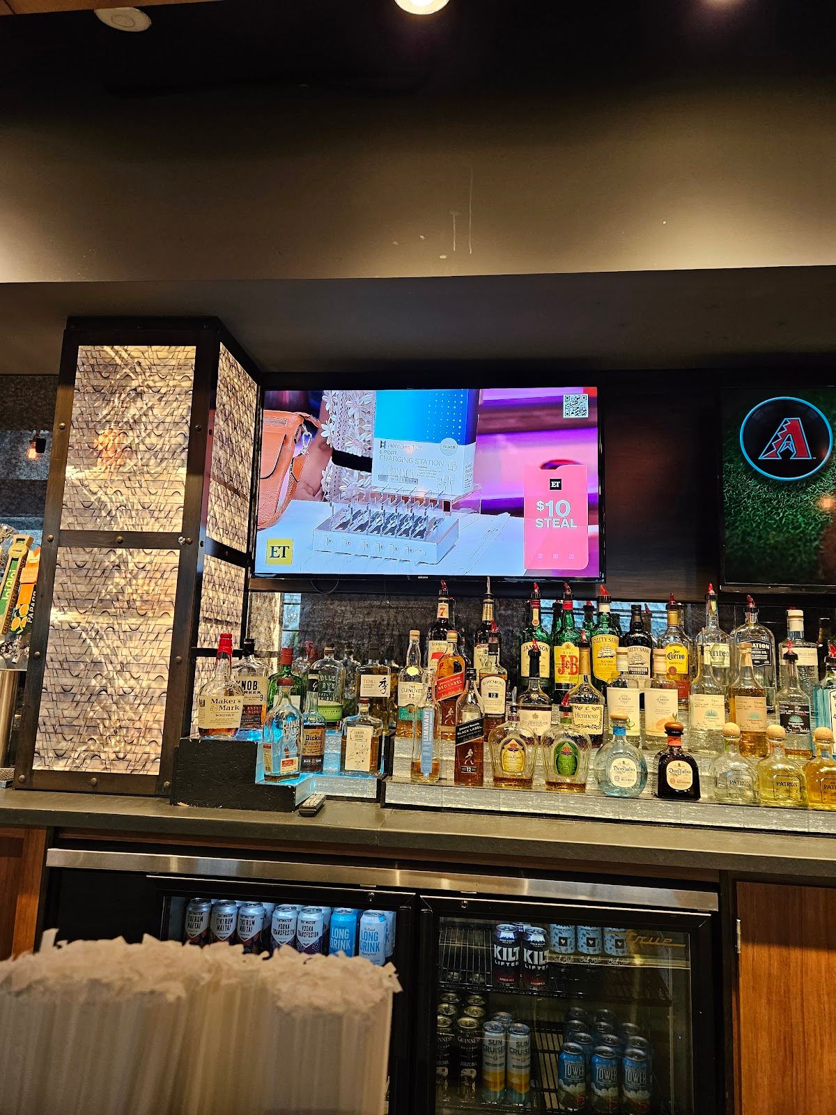 Stats Sports Grill At Wrigley West