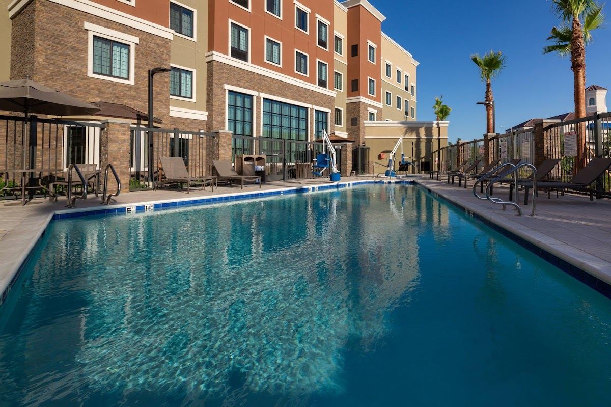 Staybridge Suites Phoenix – Biltmore Area by IHG