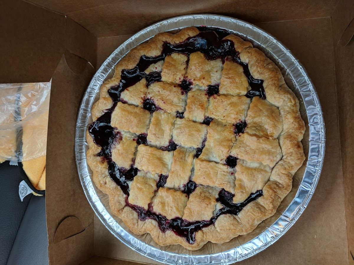 Adrienne's Cakes and Pies