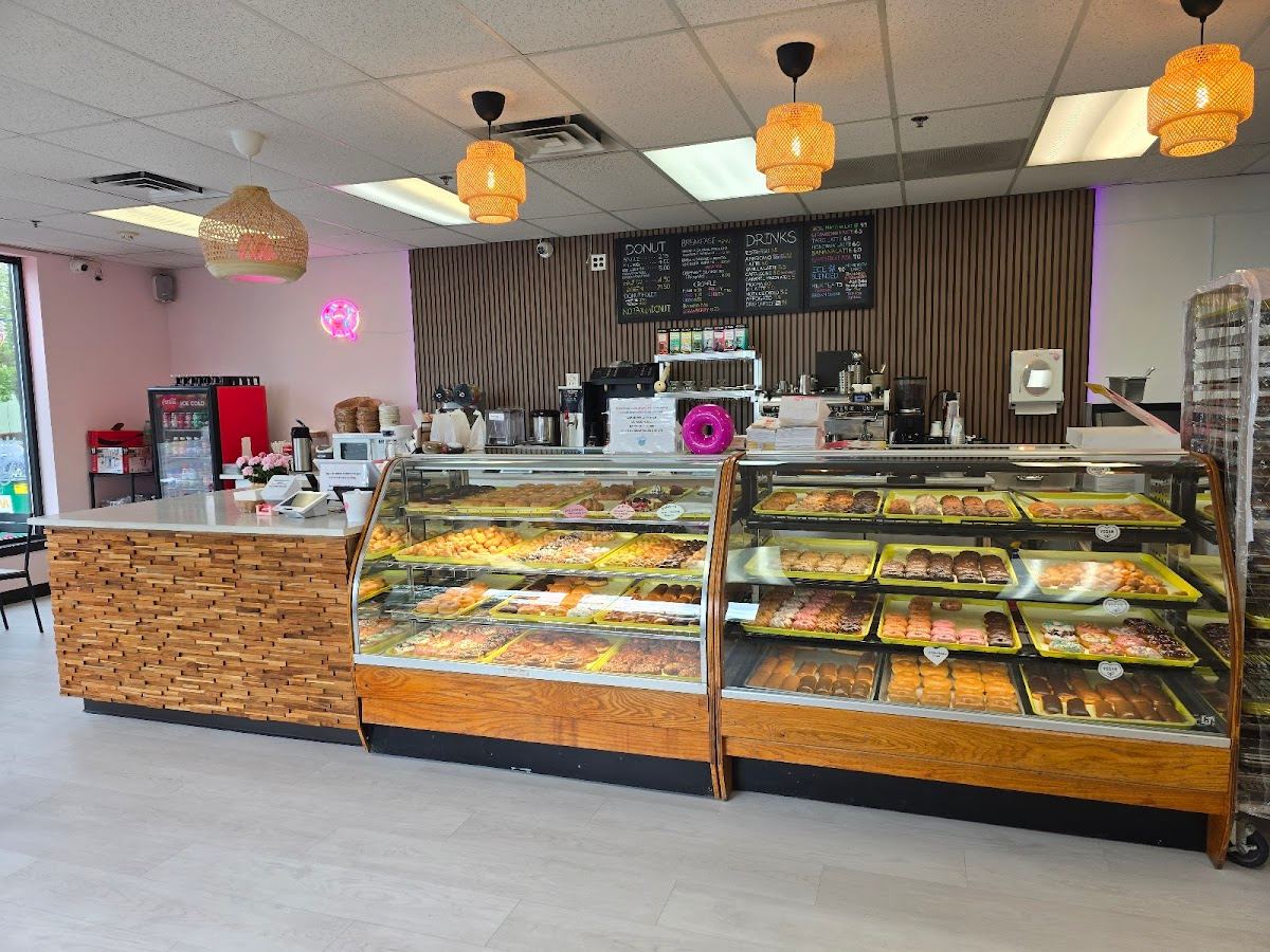 Fluffy Donut Cafe