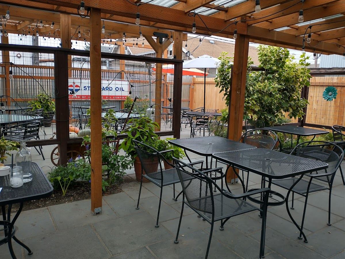 Hangar Cafe