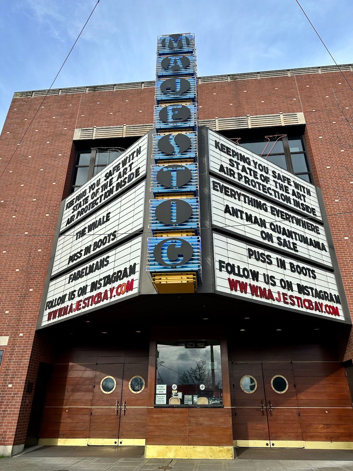 Majestic Bay Theatres