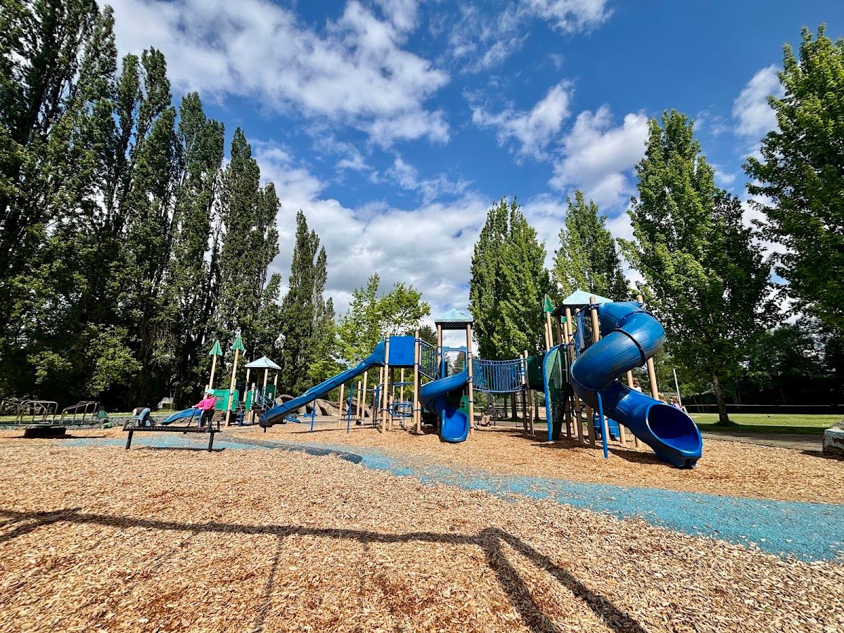 Meadowbrook Playfield Park