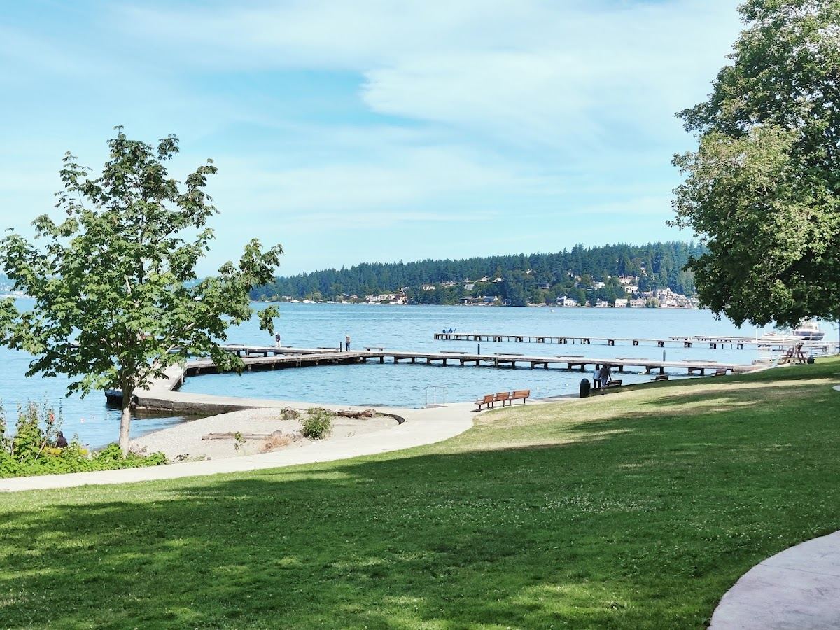 Waverly Beach Park