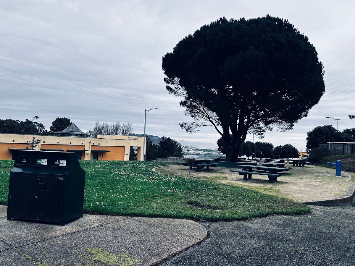 Bayshore Community Center
