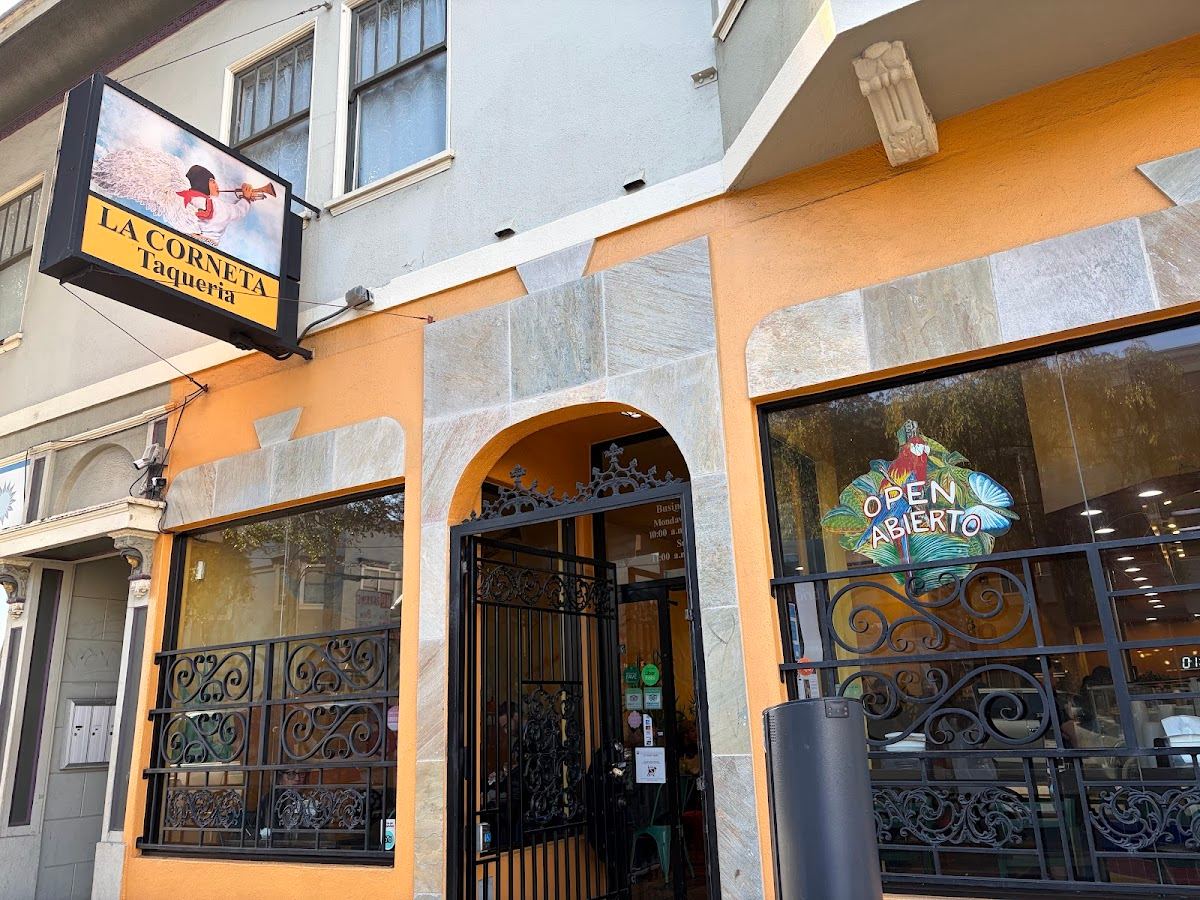 La Corneta Taqueria