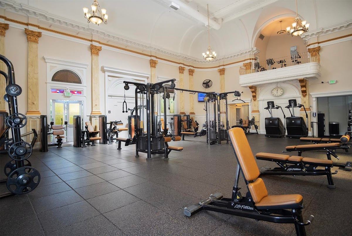 Live Fit Gym • Inner Richmond