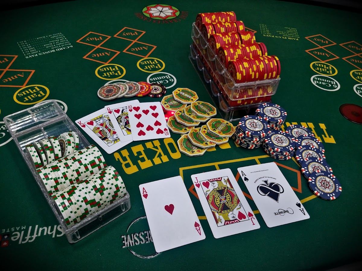 Lucky Chances Casino
