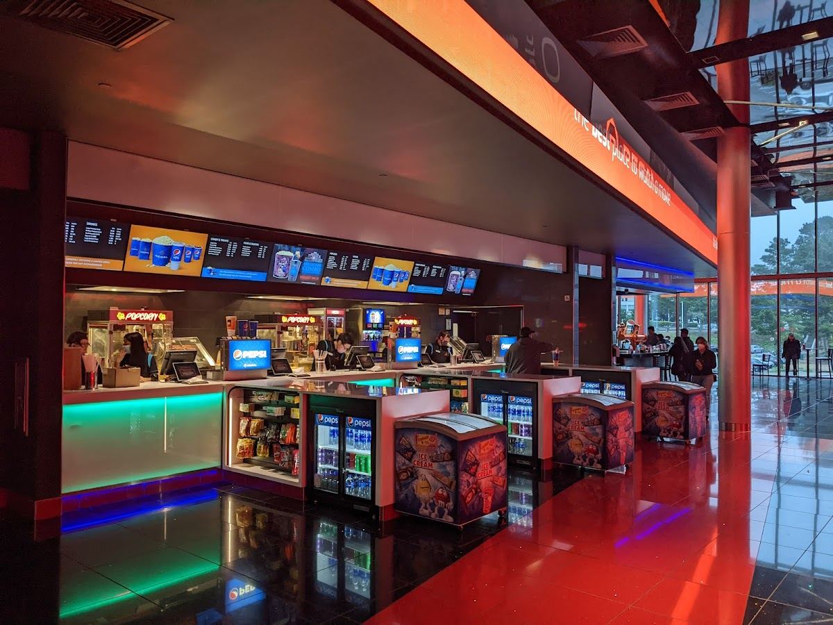 Regal Stonestown Galleria