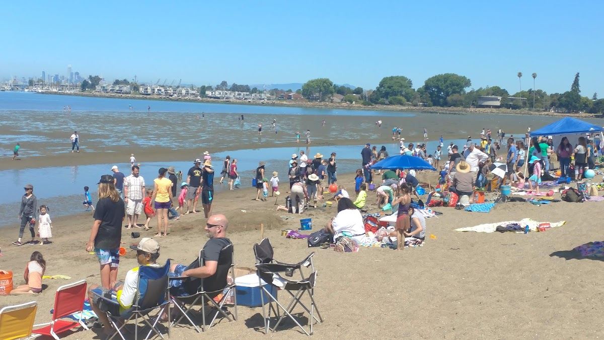 Robert W. Crown Memorial State Beach