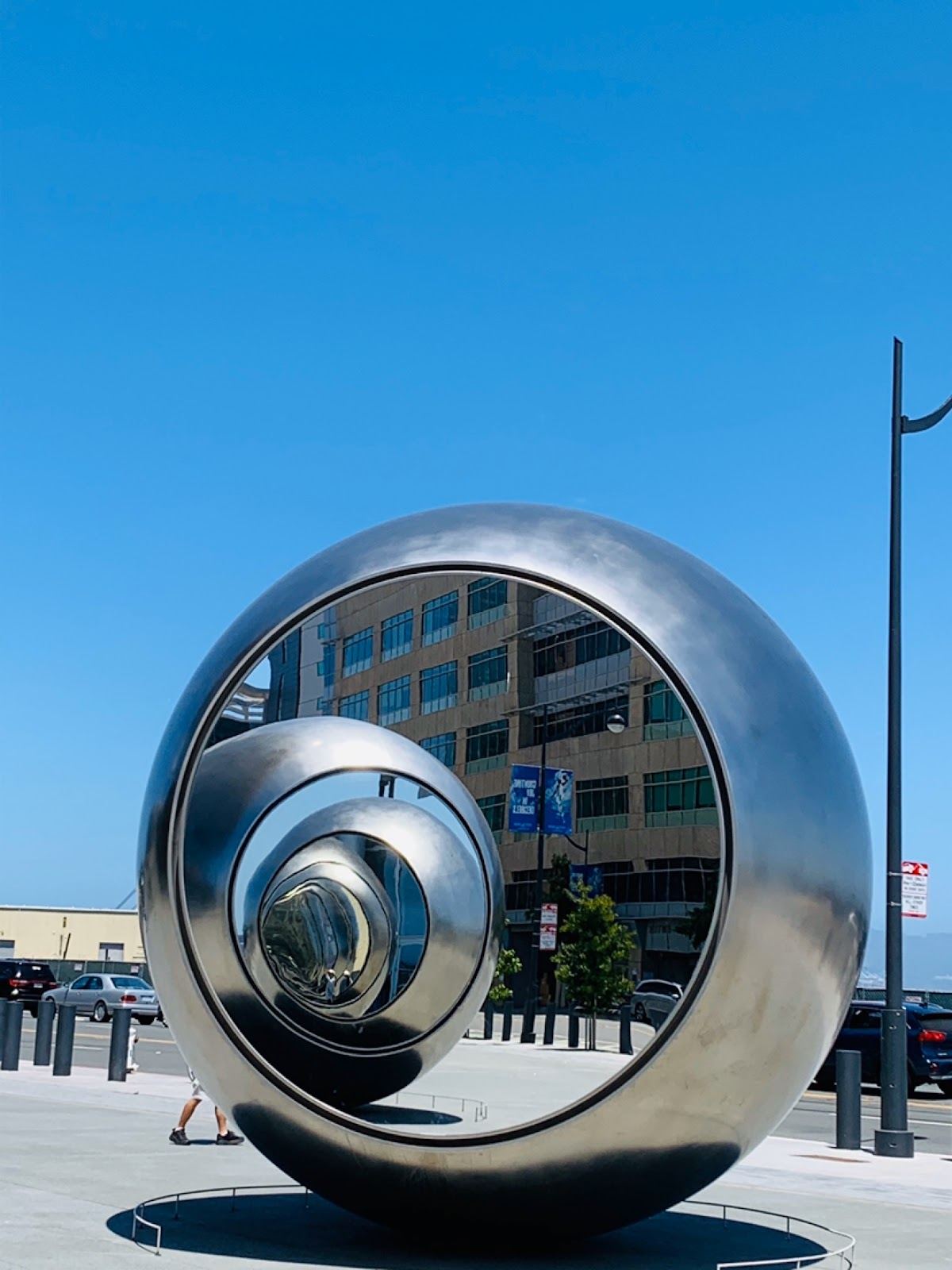Seeing Spheres