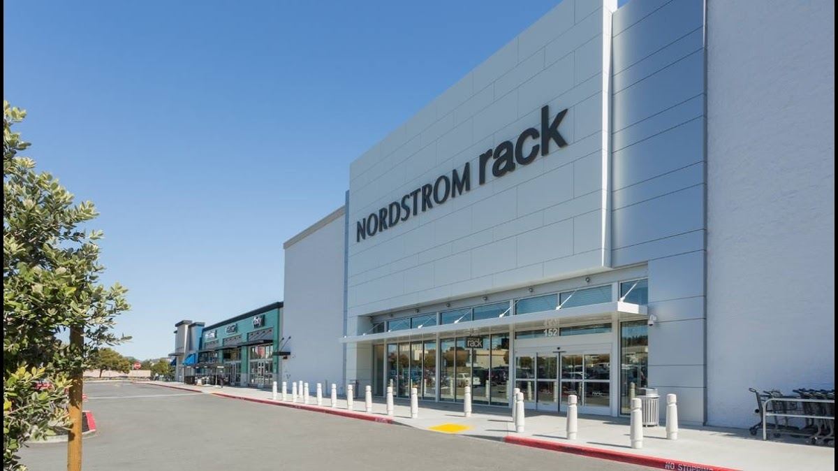 Serramonte Center