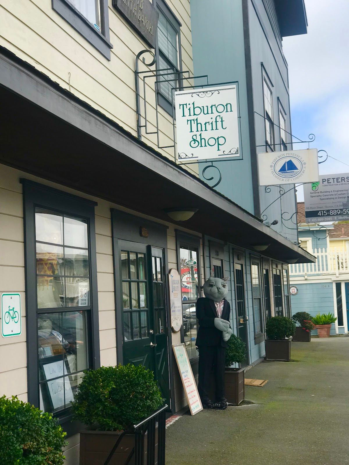 Tiburon Thrift Shop