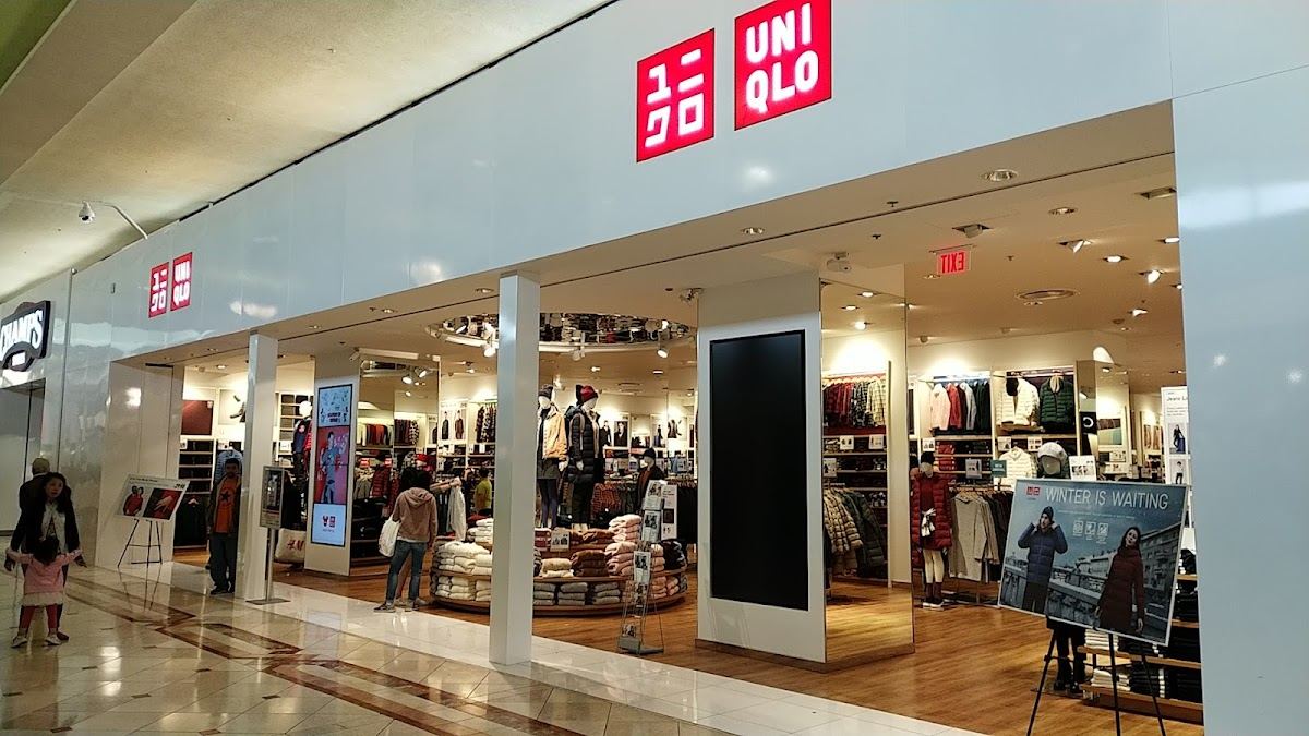 UNIQLO Serramonte