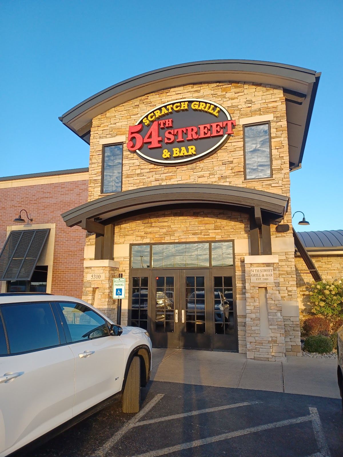 54th Street Scratch Grill & Bar