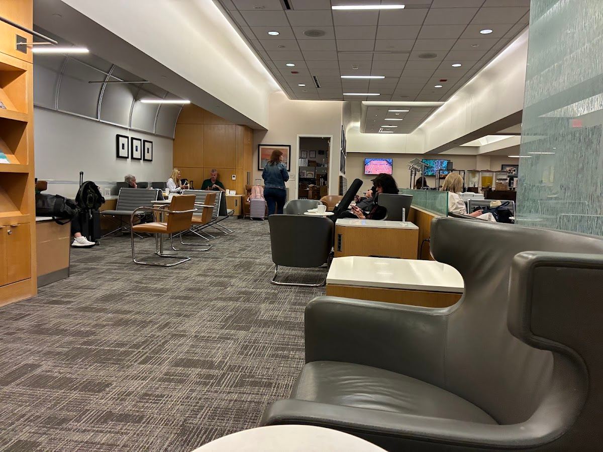 American Airlines Admirals Club