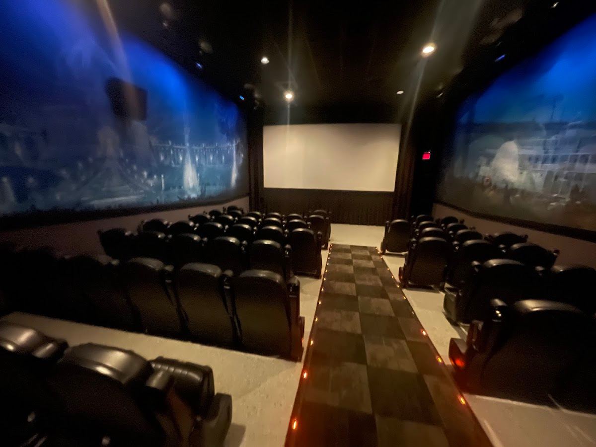 Chase Park Plaza Cinema