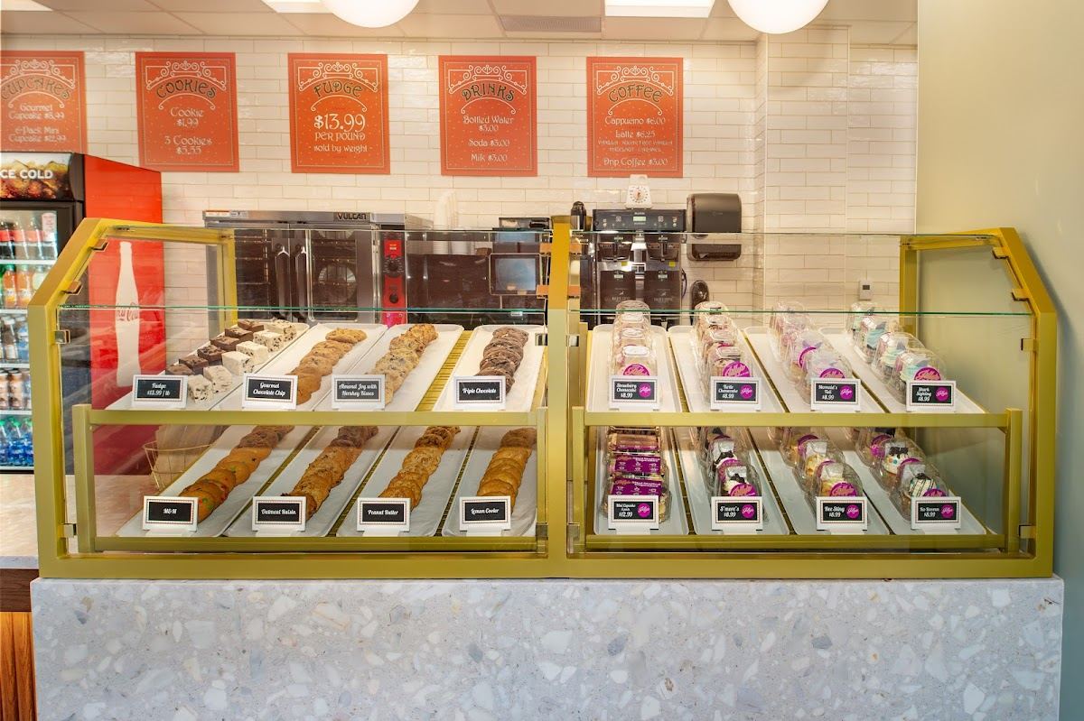 Union Station Cookies and Cupcakes