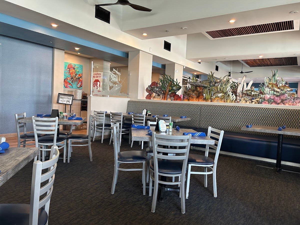 The Island Grille and Raw Bar