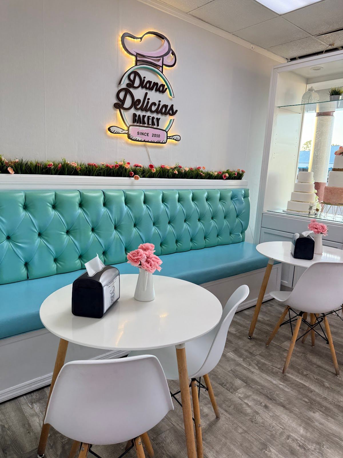 Diana Delicias Bakery