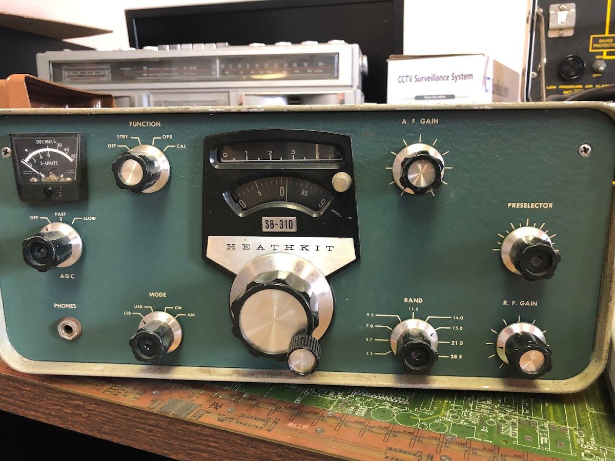 https://electronics-museum.org/
