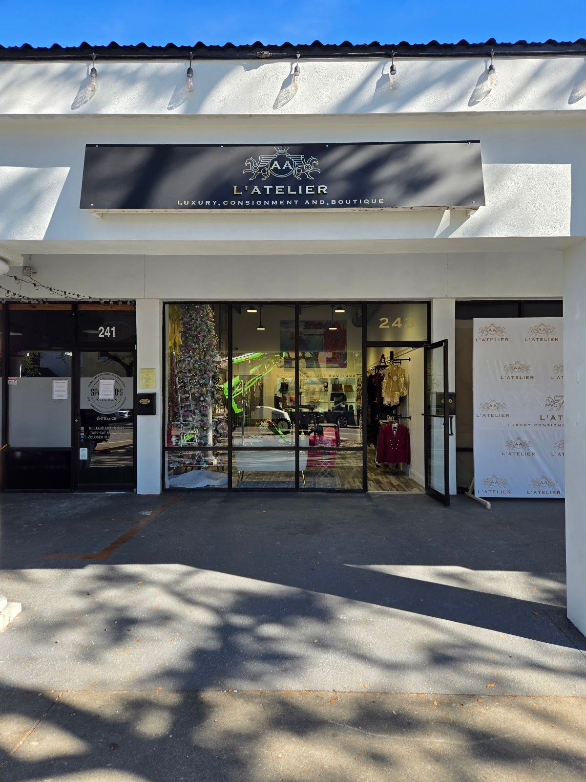 L' Atelier Luxury Consignment and Boutique