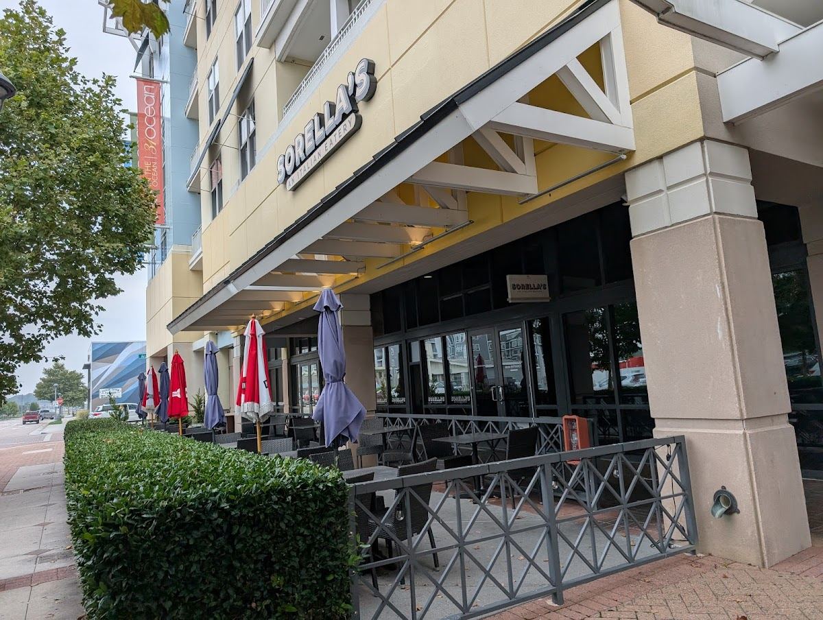 Sorellas: An Italian Eatery