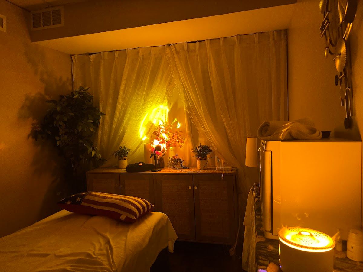 Mira Head Spa & Massage (Essence Head Spa)