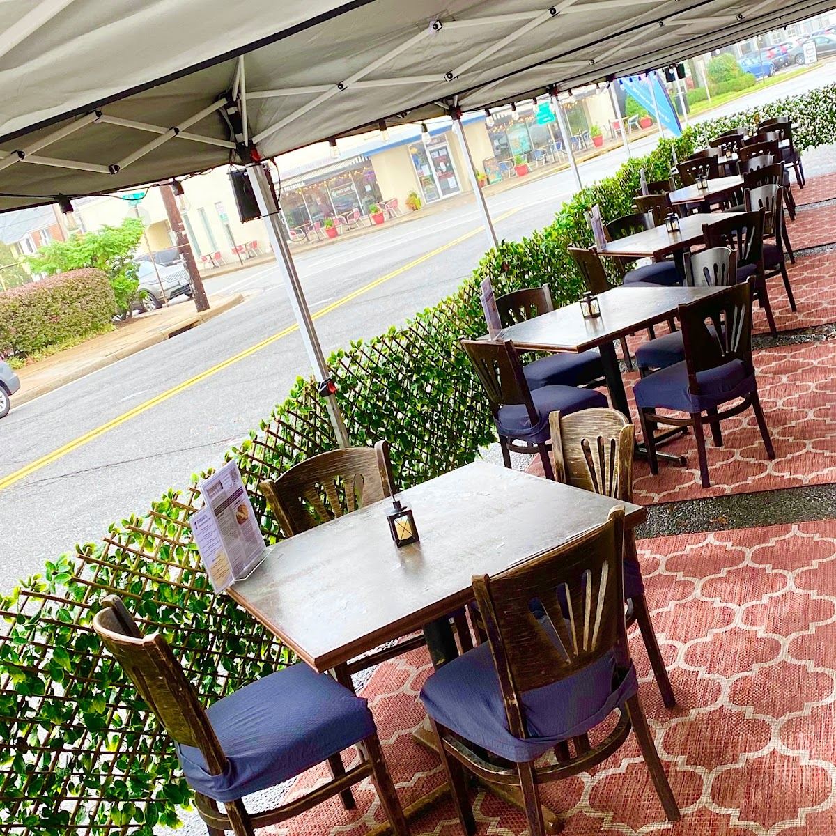 Ramparts Tavern & Grill