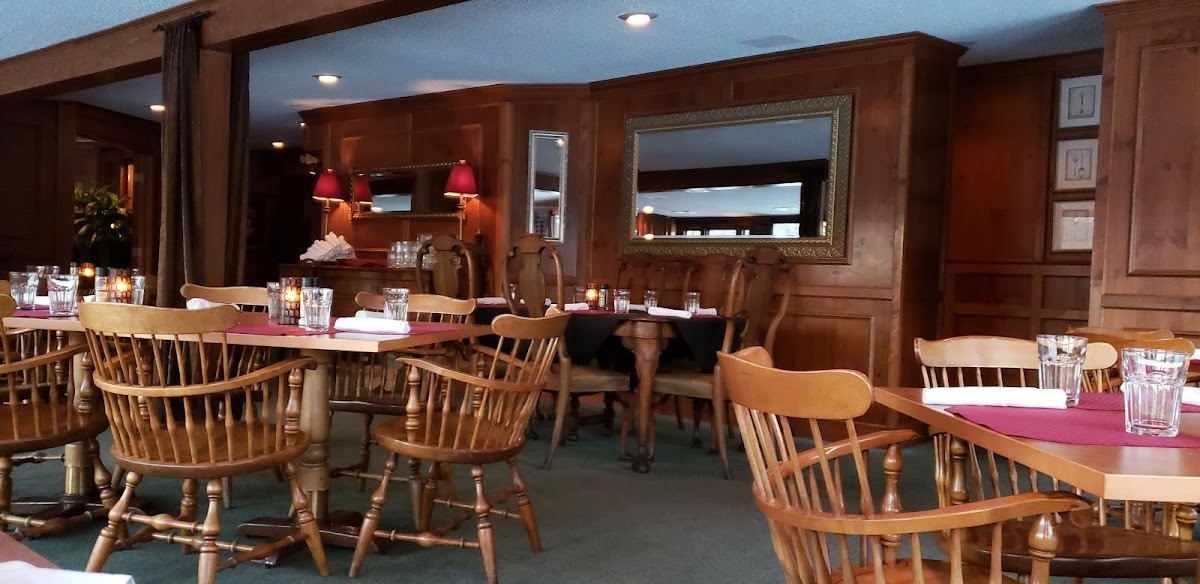 Clearbrook Golf Club's The Grill Room Restaurant