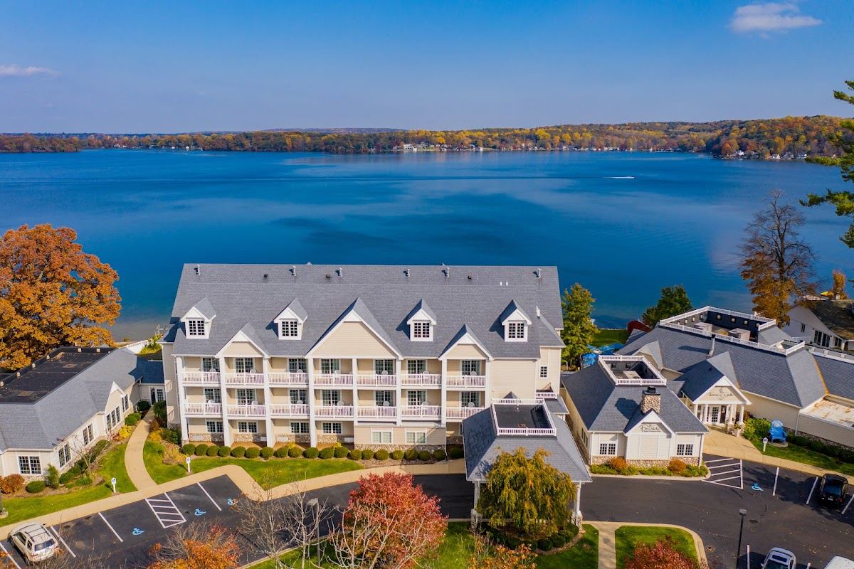 Bay Pointe