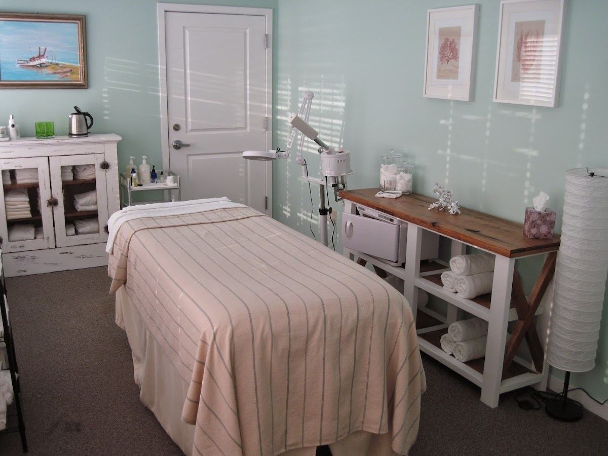 Waters Edge Day Spa
