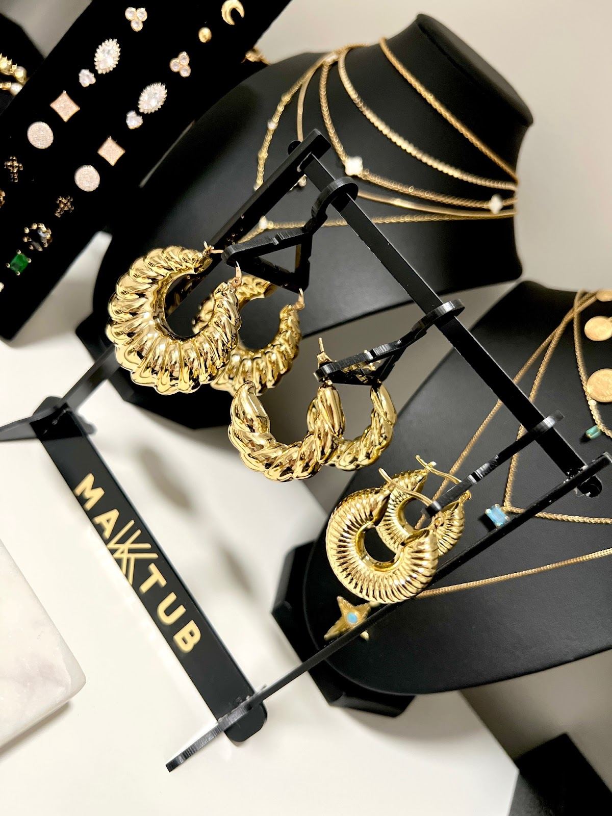 JEWELRY MAKTUB LLC
