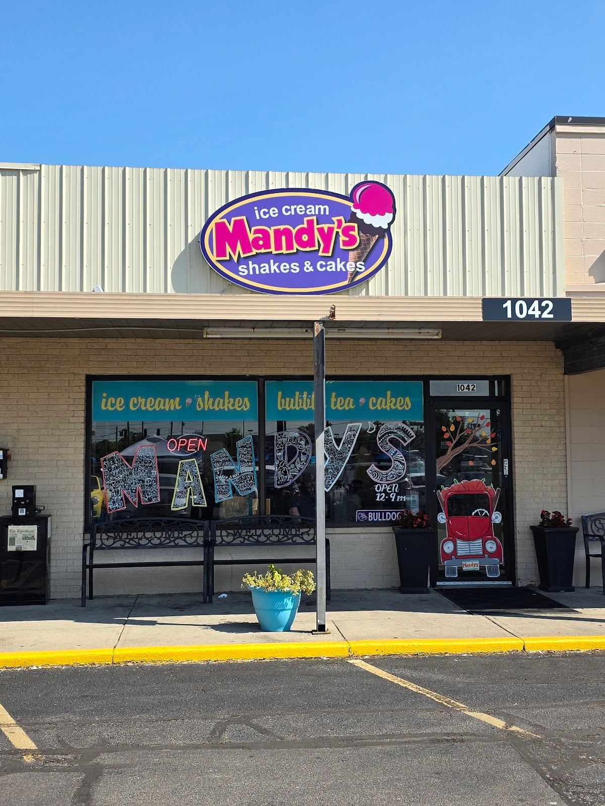 Mandy's Ice Cream