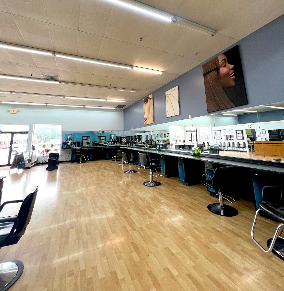 PJ's College of Cosmetology