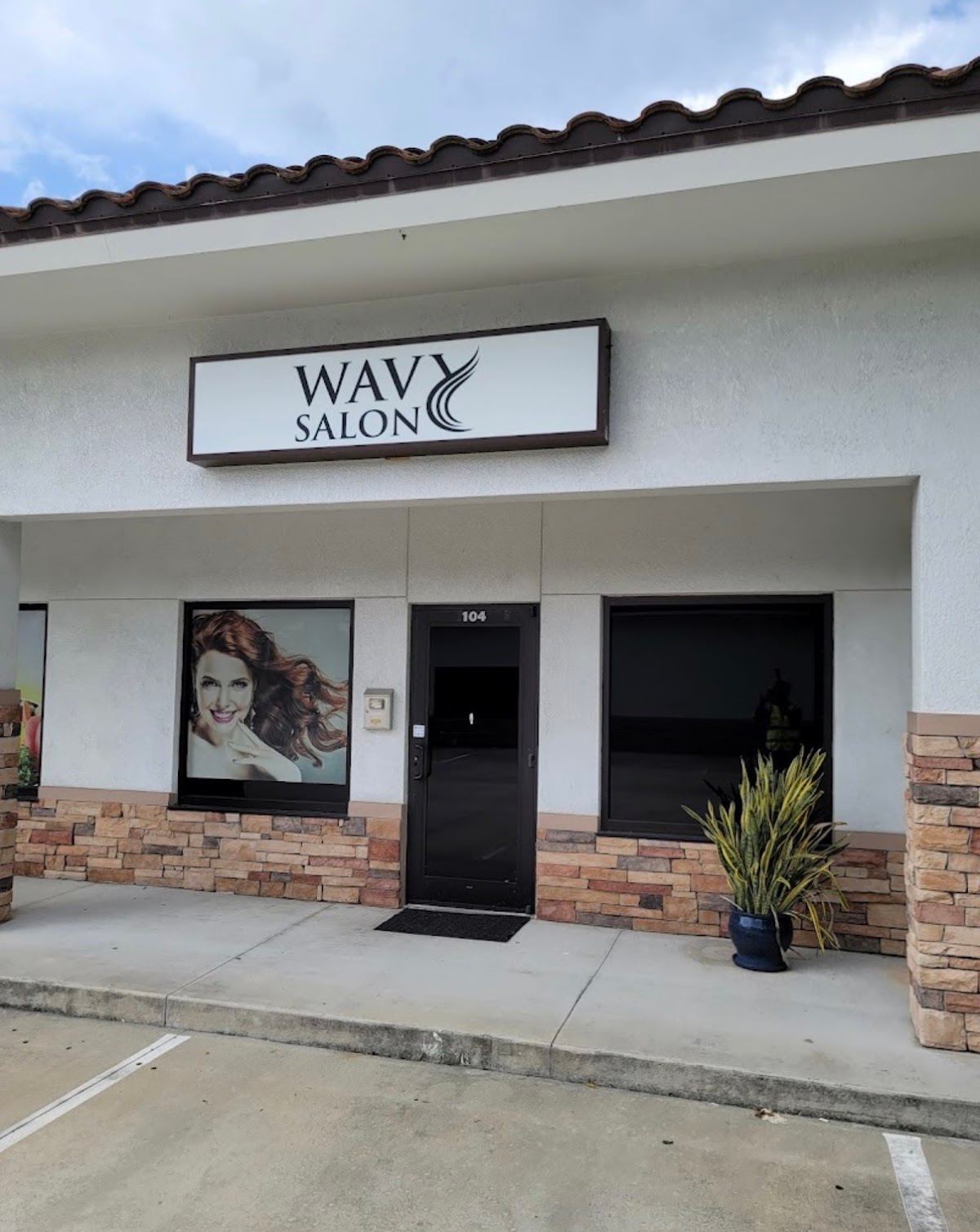 Aida Luz Luxe Artistry | Facials | Anti Aging Treatment | Make-up